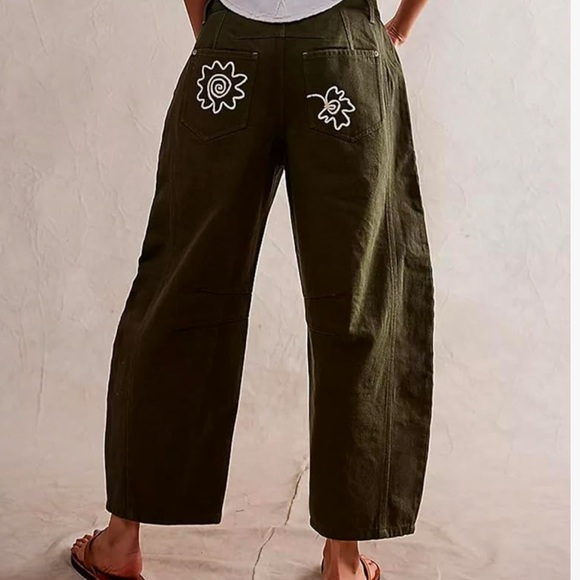 Embroidered barrel jeans - Picture 4 of 8